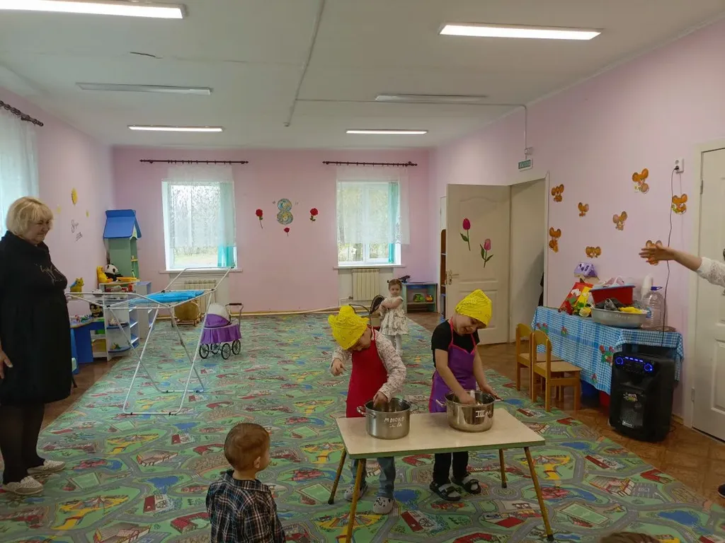 молодые хозяюшки